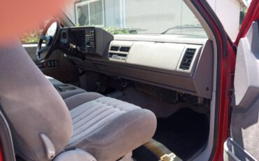 Chevrolet-gmt-400-12-ton-nominal-1994-red-8