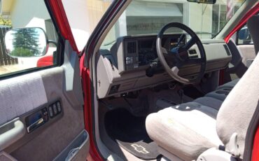 Chevrolet-gmt-400-12-ton-nominal-1994-red-9
