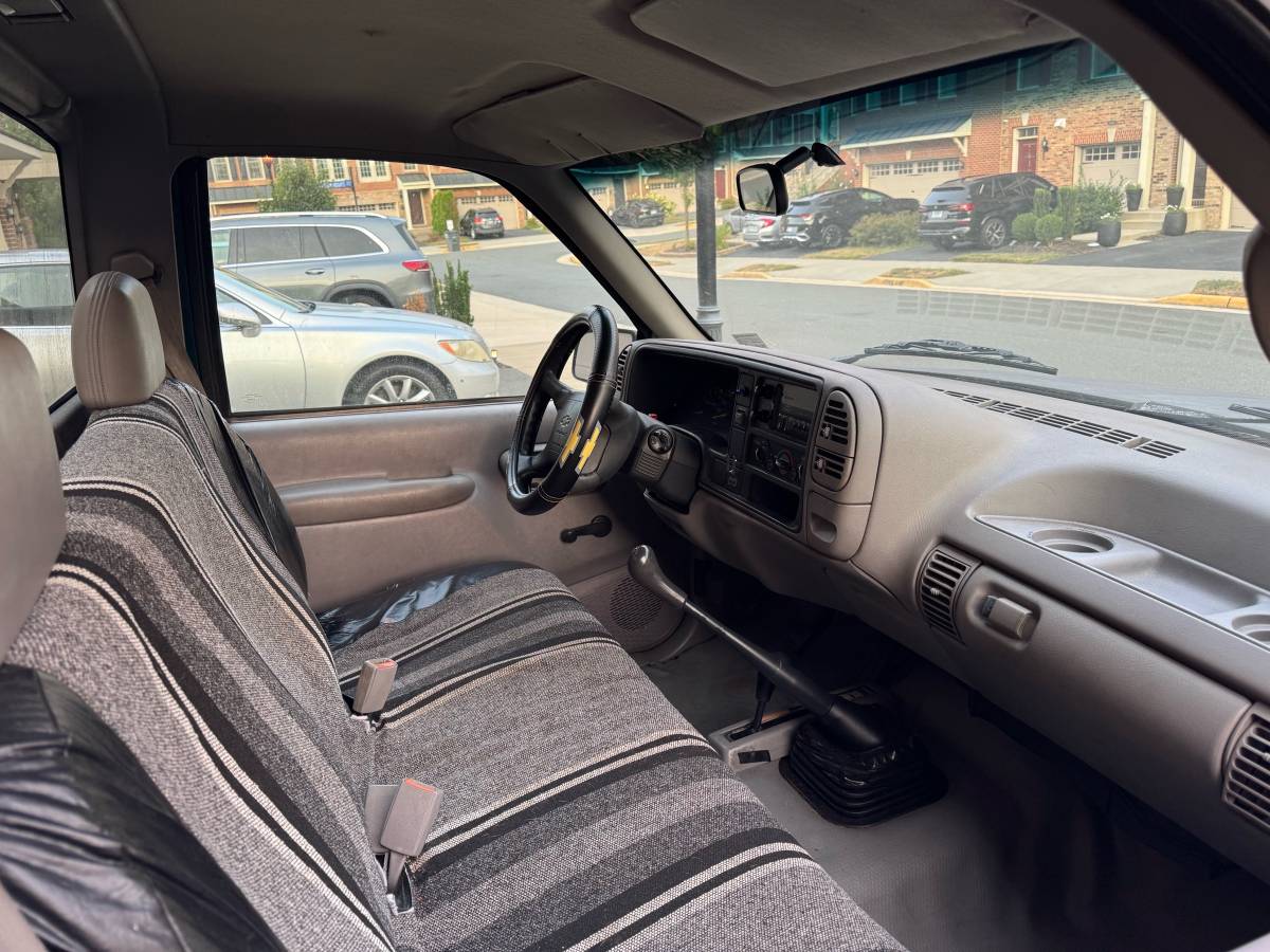 Chevrolet-gmt-400-12-ton-nominal-1995-green-5