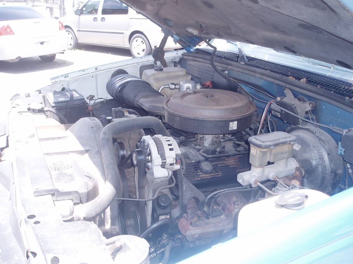Chevrolet-gmt-400-34-ton-nominal-1991-blue-11