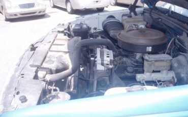 Chevrolet-gmt-400-34-ton-nominal-1991-blue-12