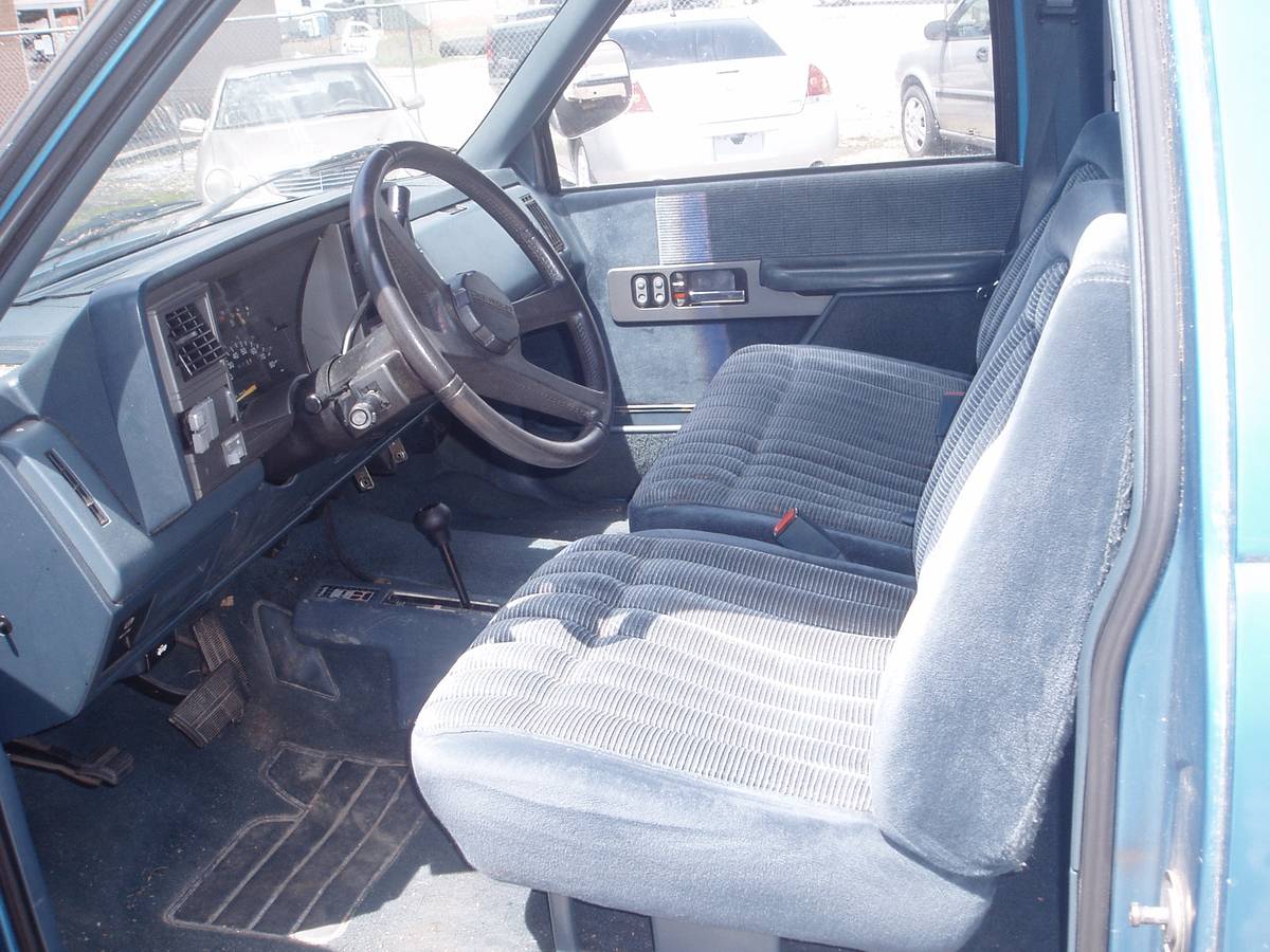 Chevrolet-gmt-400-34-ton-nominal-1991-blue-5