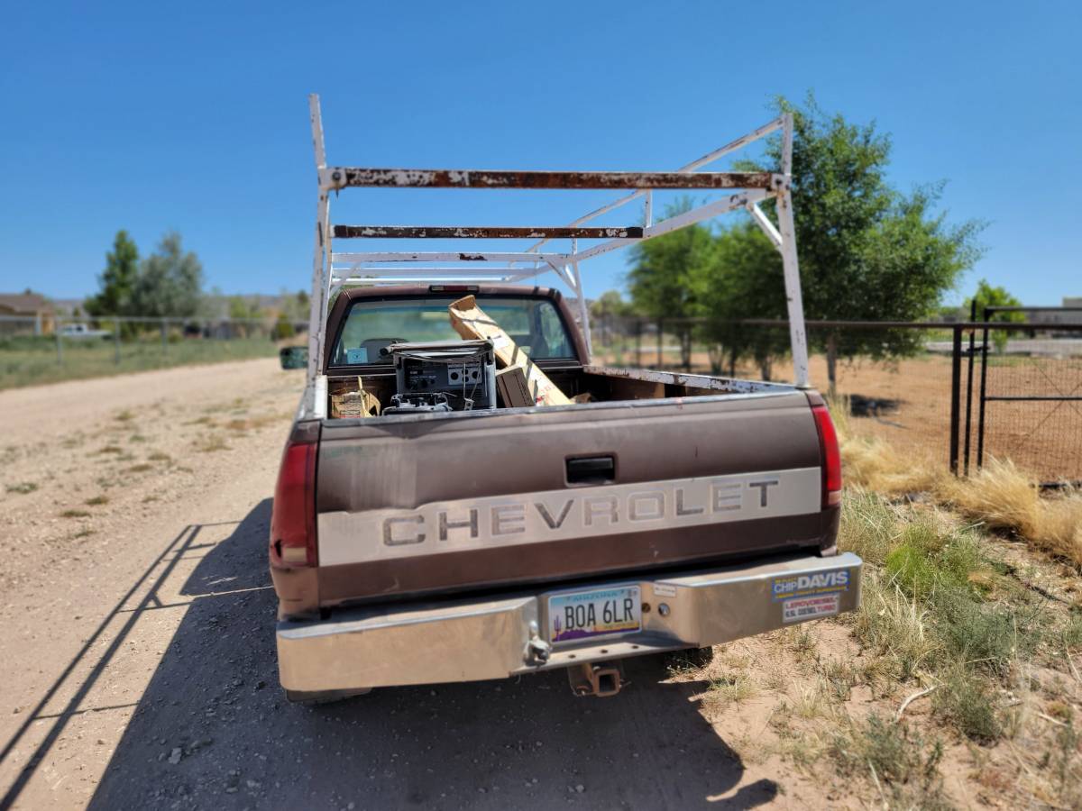 Chevrolet-gmt-400-34-ton-nominalchvy-diesel-1994-brown-10