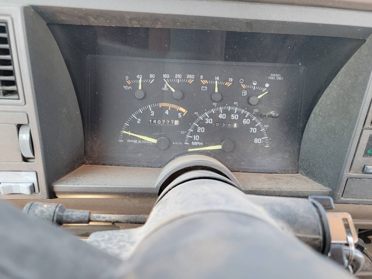 Chevrolet-gmt-400-34-ton-nominalchvy-diesel-1994-brown-14