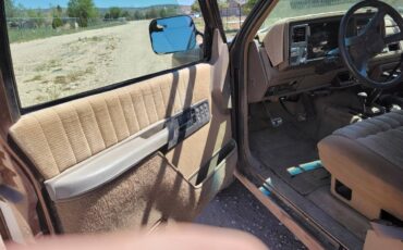 Chevrolet-gmt-400-34-ton-nominalchvy-diesel-1994-brown-15