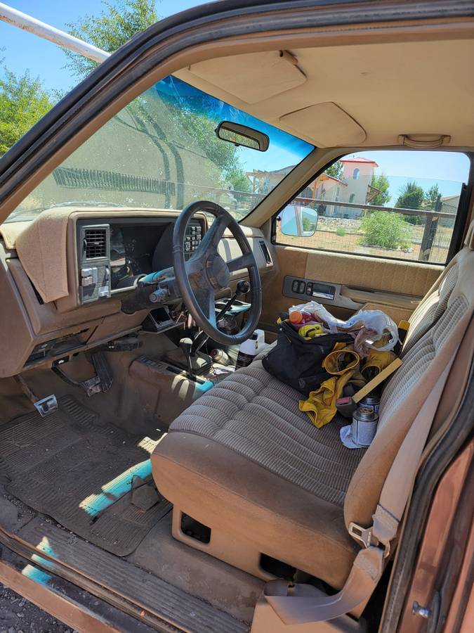 Chevrolet-gmt-400-34-ton-nominalchvy-diesel-1994-brown-17
