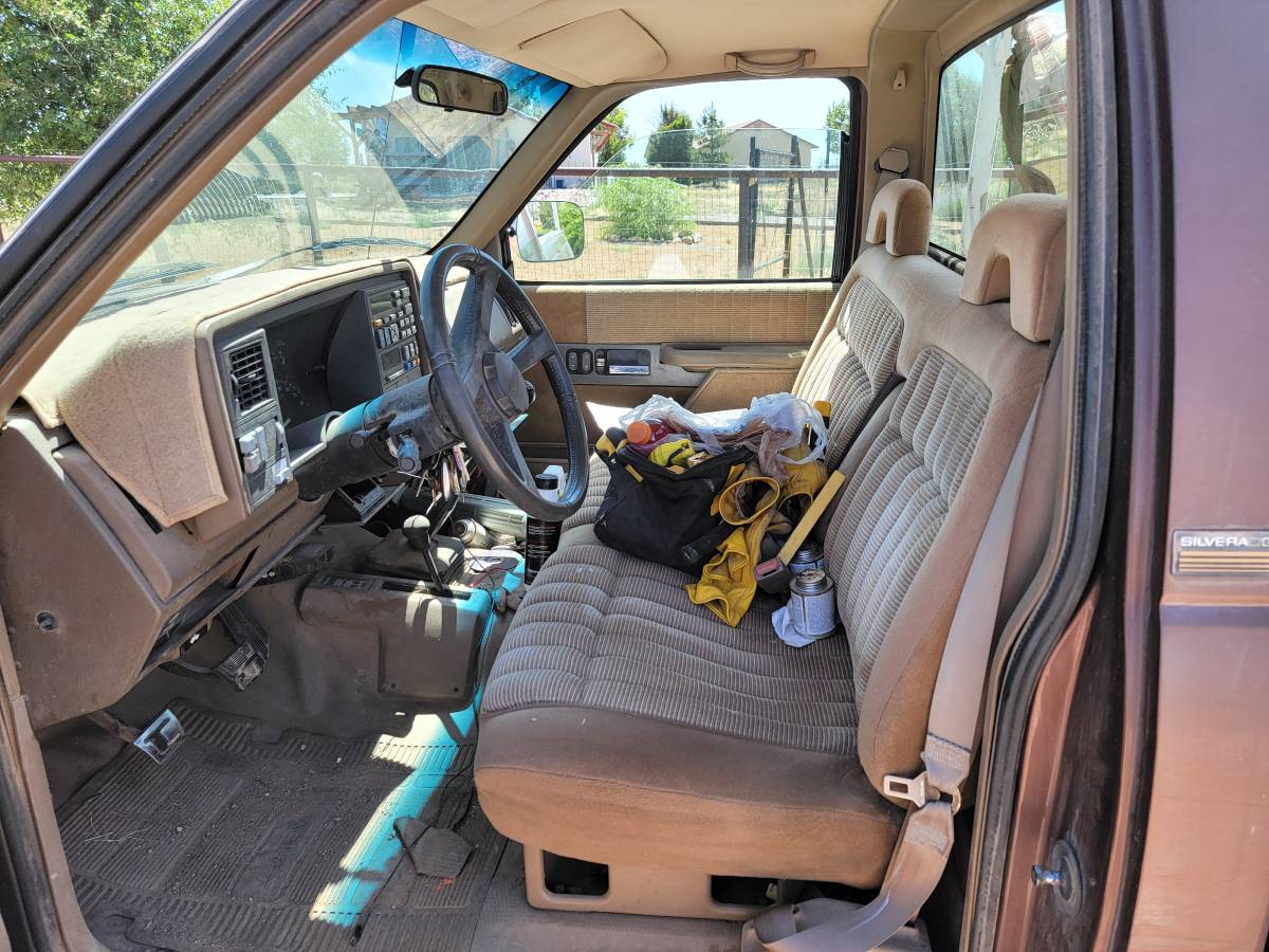 Chevrolet-gmt-400-34-ton-nominalchvy-diesel-1994-brown-18