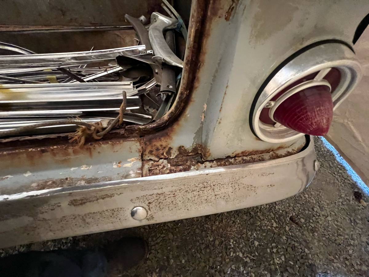 Chevrolet-impala-1961-grey-15