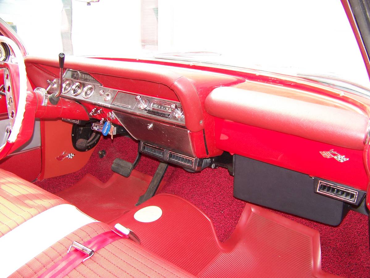 Chevrolet-impala-1961-white-15