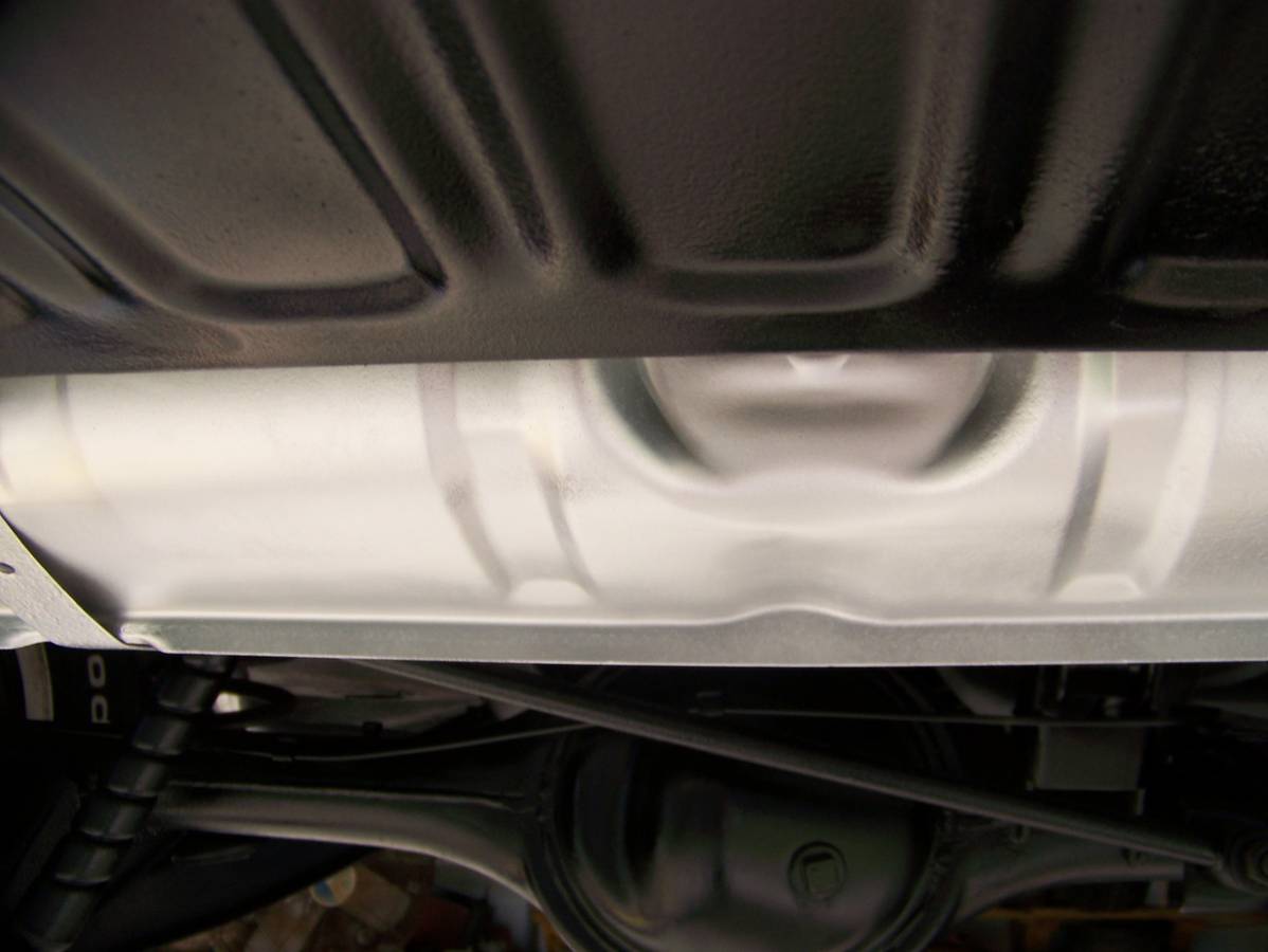 Chevrolet-impala-1961-white-21