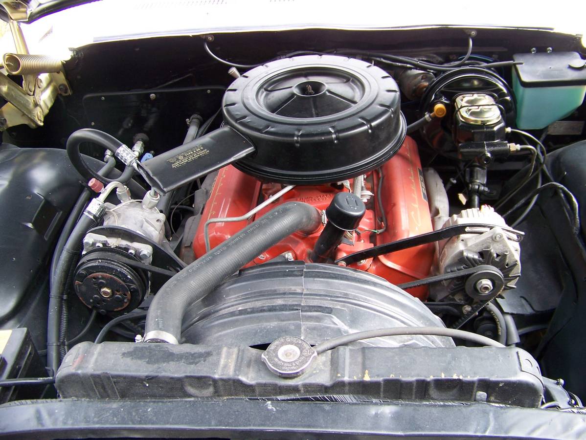 Chevrolet-impala-1961-white-5