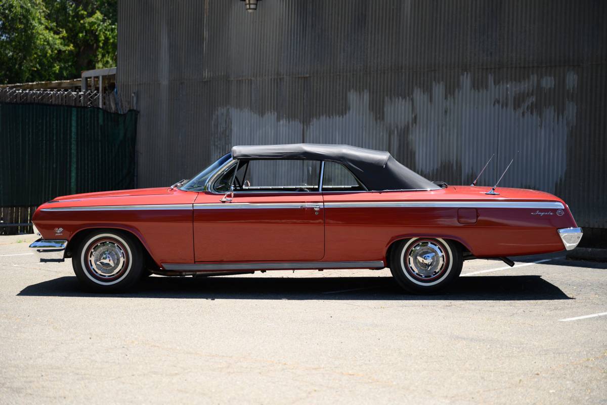 Chevrolet-impala-1962-1