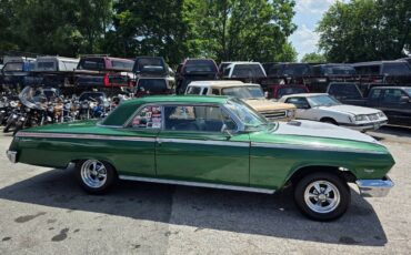 Chevrolet-impala-1962-green-20