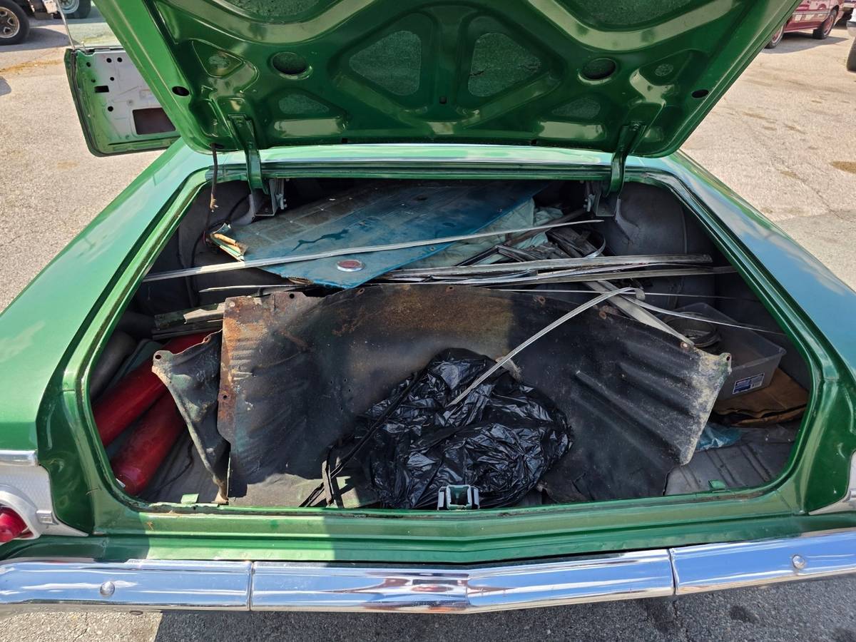 Chevrolet-impala-1962-green-9