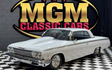 Chevrolet-impala-1962-white