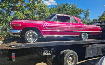 Chevrolet-impala-1963-red