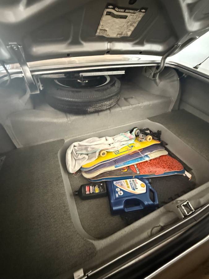 Chevrolet-impala-1964-grey-1