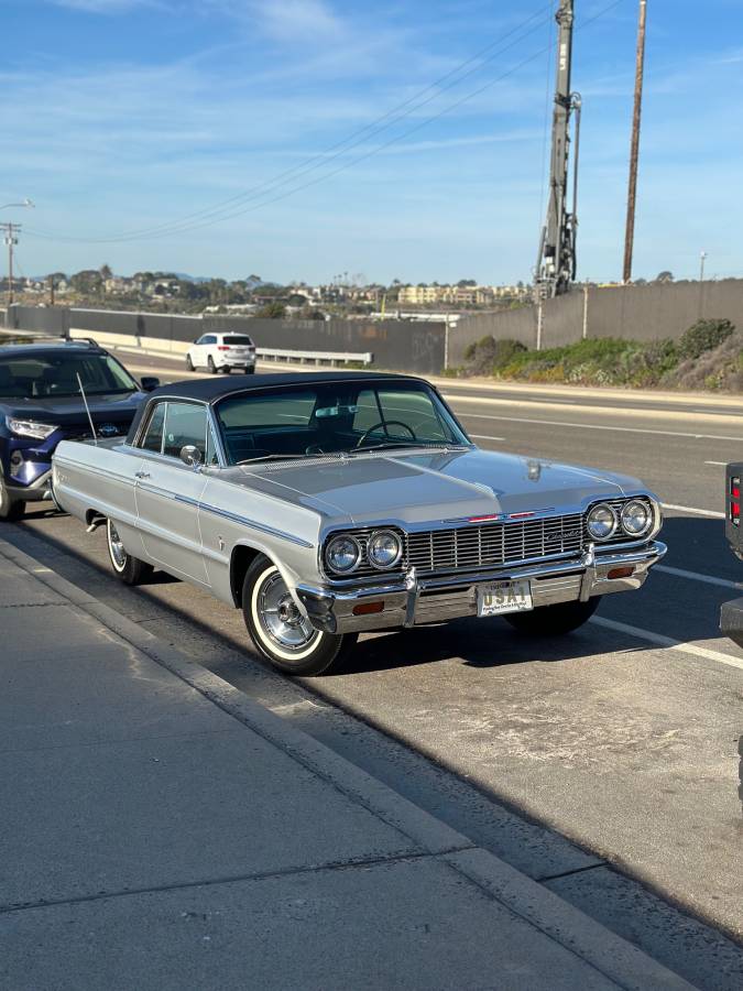 Chevrolet-impala-1964-grey