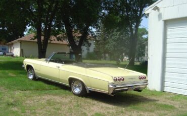 Chevrolet-impala-convertible-1965-yellow-3