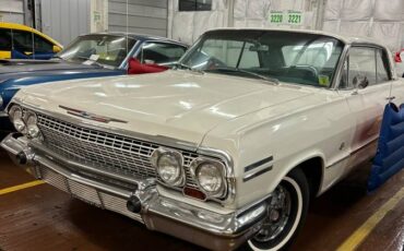 Chevrolet-impala-ss-1963-white-13
