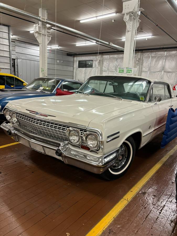 Chevrolet-impala-ss-1963-white-13