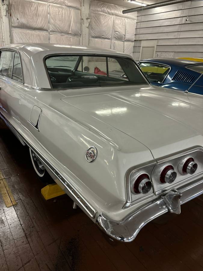 Chevrolet-impala-ss-1963-white-14