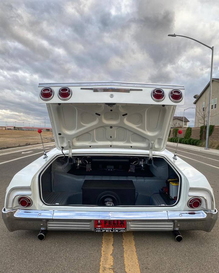 Chevrolet-impala-ss-1964-white-1