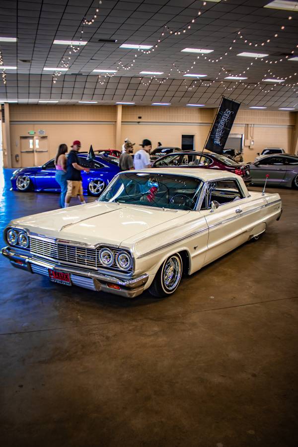 Chevrolet-impala-ss-1964-white-10