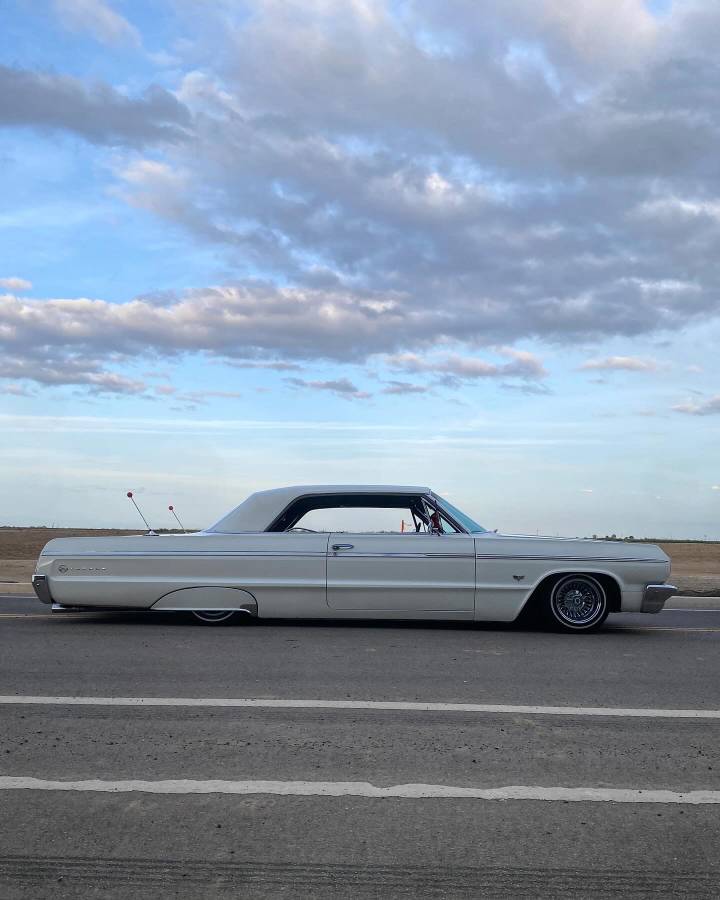 Chevrolet-impala-ss-1964-white-4