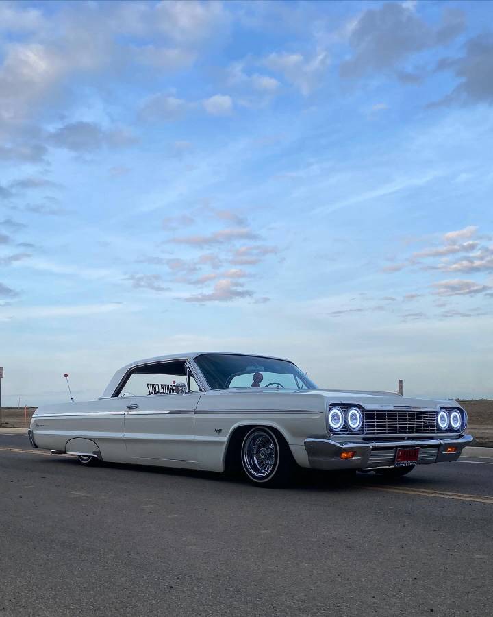 Chevrolet-impala-ss-1964-white-7
