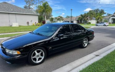 Chevrolet-impala-ss-1994-black-1