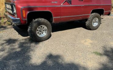 Chevrolet-jimmy-1978-red-7
