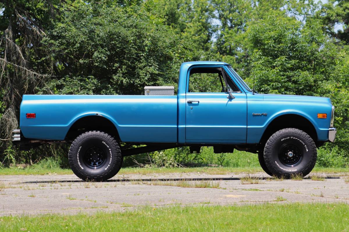 Chevrolet-k10-1969-blue-1