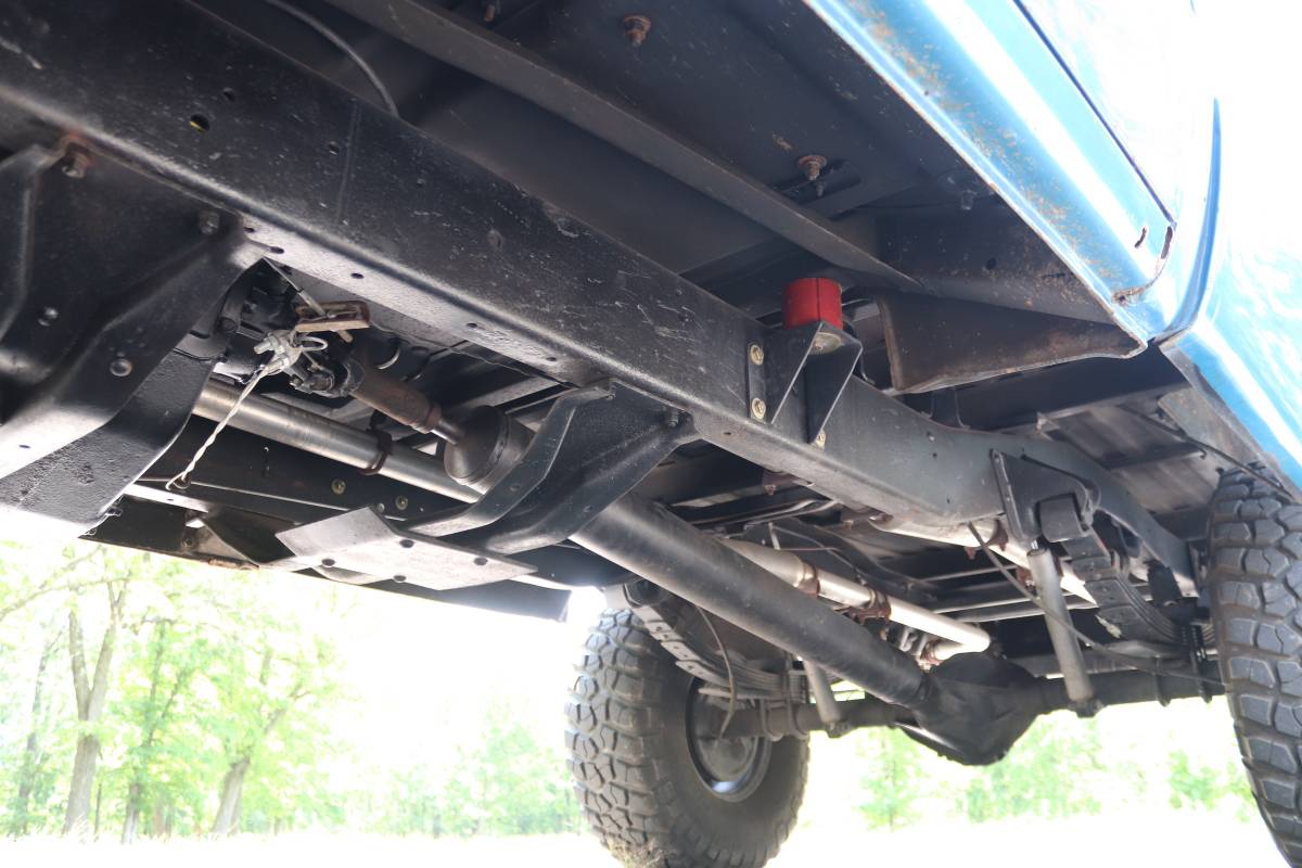 Chevrolet-k10-1969-blue-13