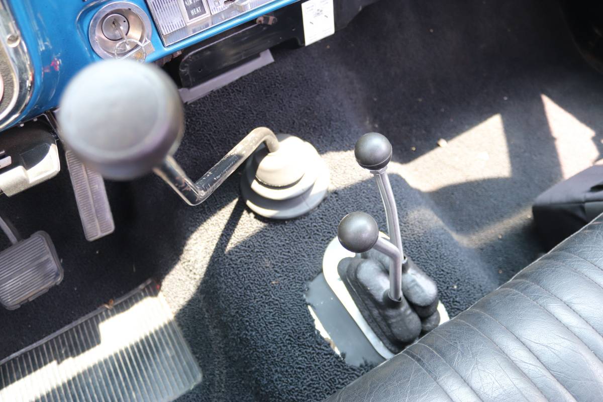Chevrolet-k10-1969-blue-16