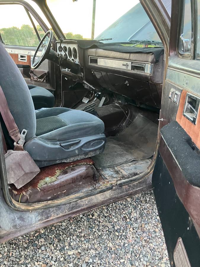 Chevrolet-k10-1982-5
