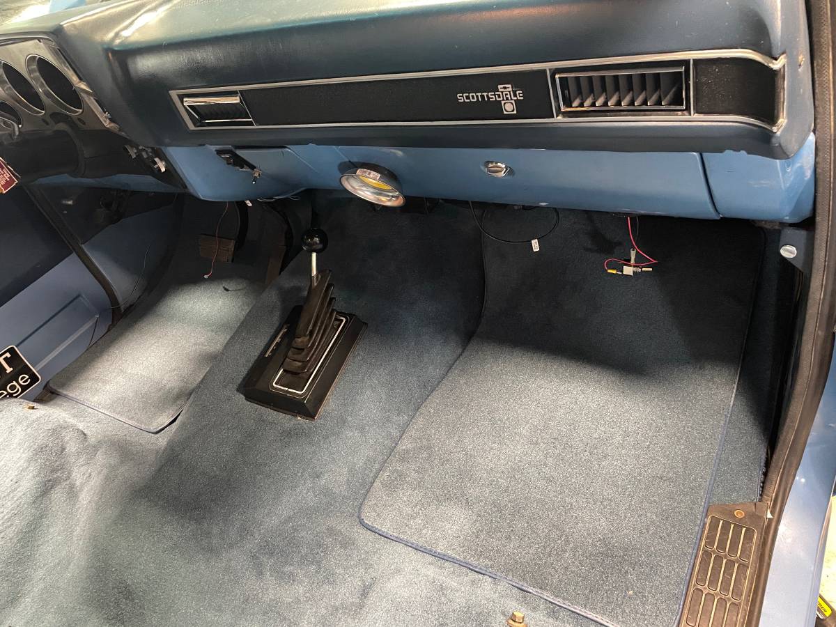 Chevrolet-k10-1984-blue-3