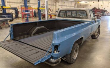 Chevrolet-k10-1984-blue-8