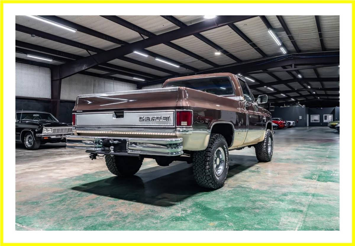 Chevrolet-k10-silverado-1987-30