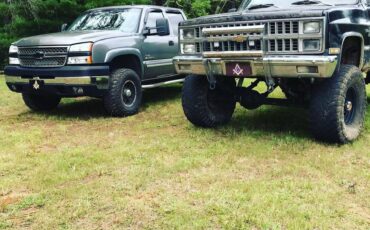 Chevrolet-k10-silverado-4x4-1981-black-1