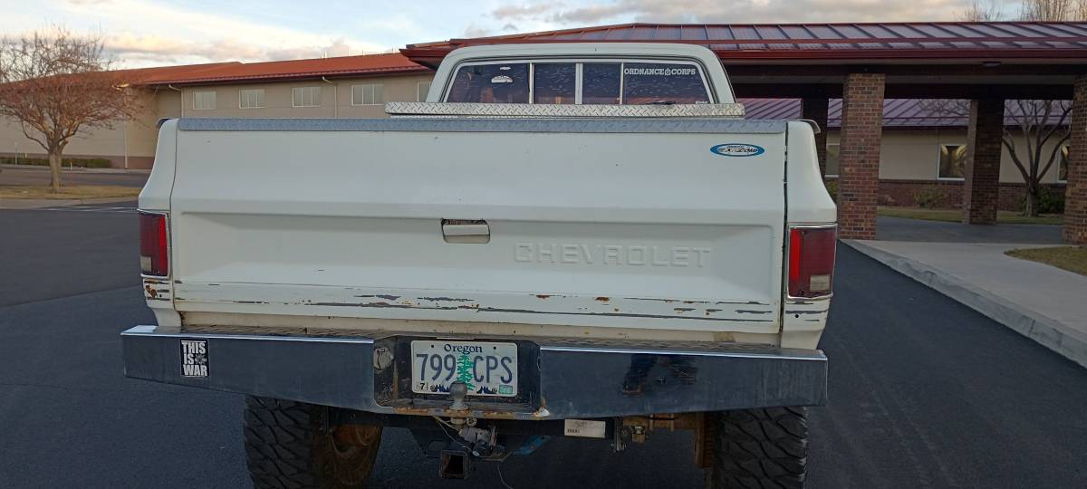 Chevrolet-k10-silverado-4x4-1981-white-10
