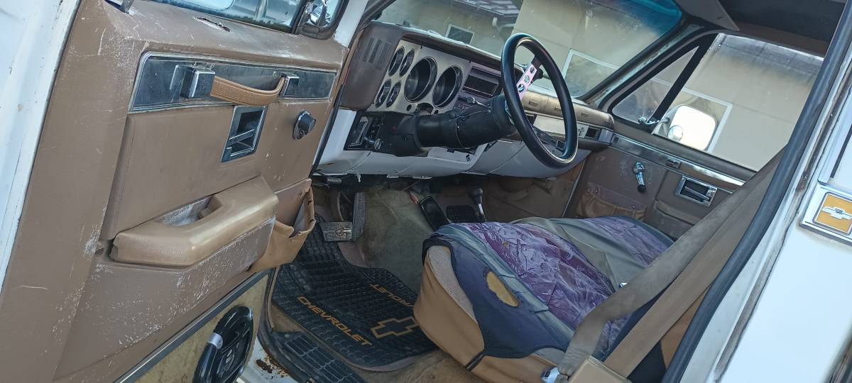 Chevrolet-k10-silverado-4x4-1981-white-14