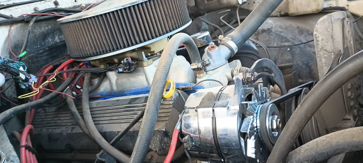 Chevrolet-k10-silverado-4x4-1981-white-17