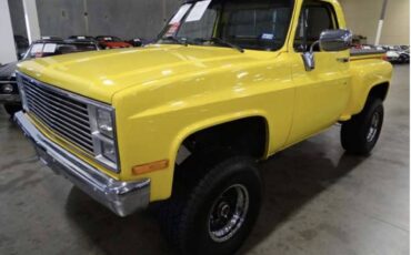 Chevrolet-k10-silverado-4x4-1984-yellow-10
