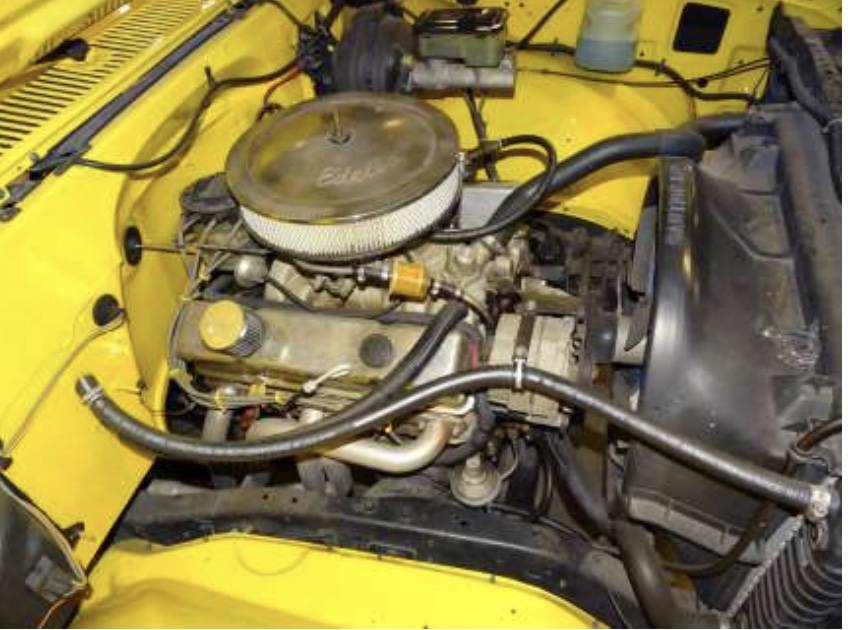 Chevrolet-k10-silverado-4x4-1984-yellow-3