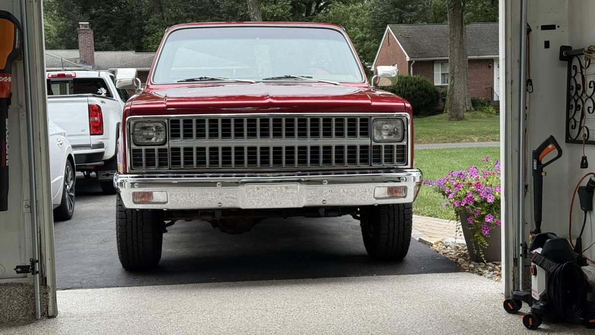 Chevrolet-k10-swb-4x4-1981-red-21