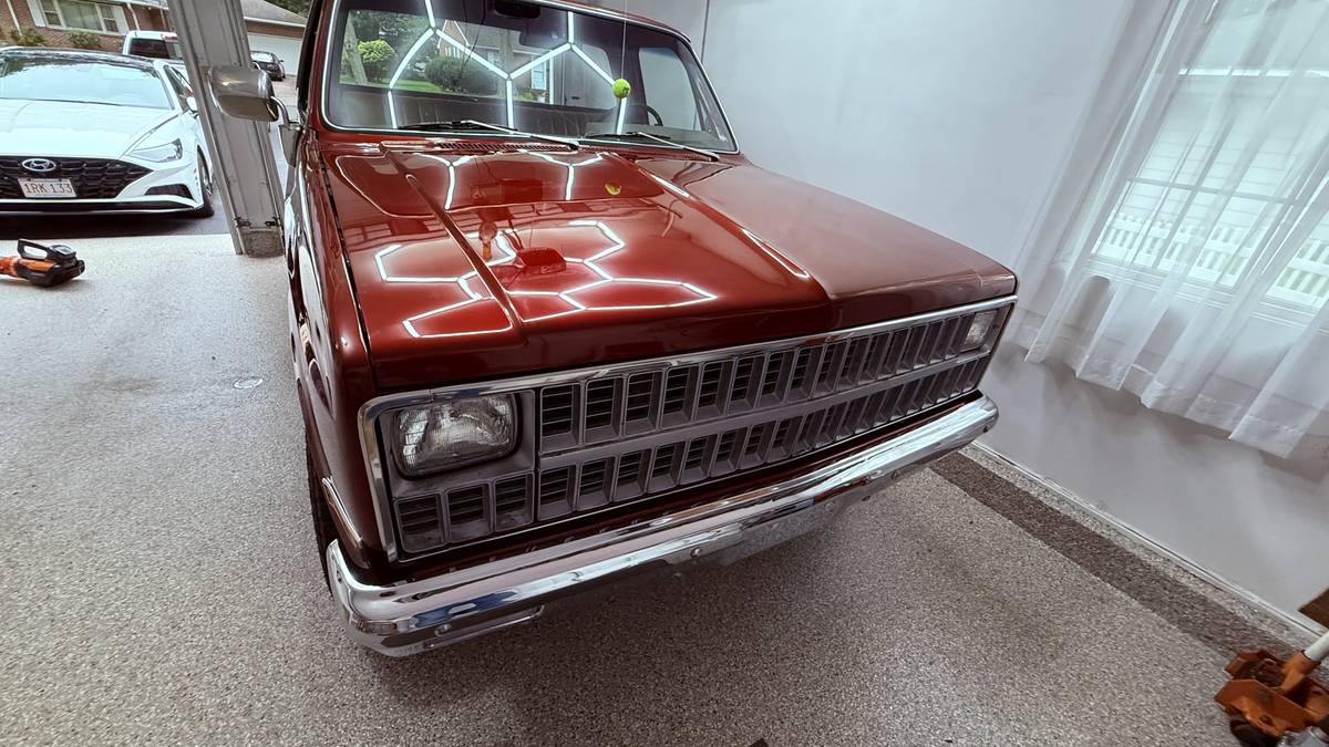 Chevrolet-k10-swb-4x4-1981-red-3