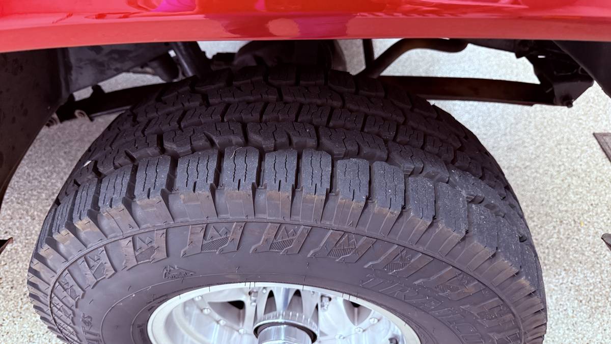 Chevrolet-k10-swb-4x4-1981-red-8