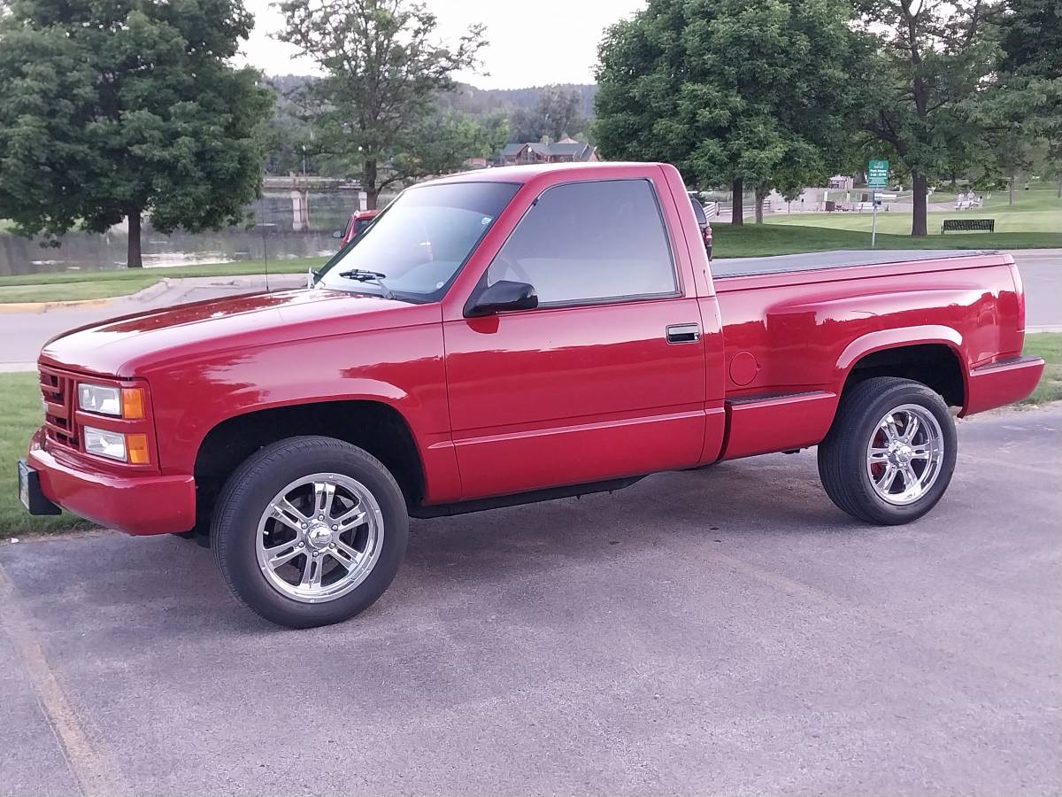 Chevrolet-k1500-1990-red-1