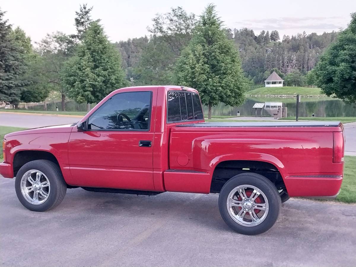 Chevrolet-k1500-1990-red-3
